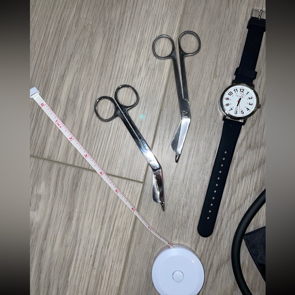 Medical Bundle - Picture 3 of 5